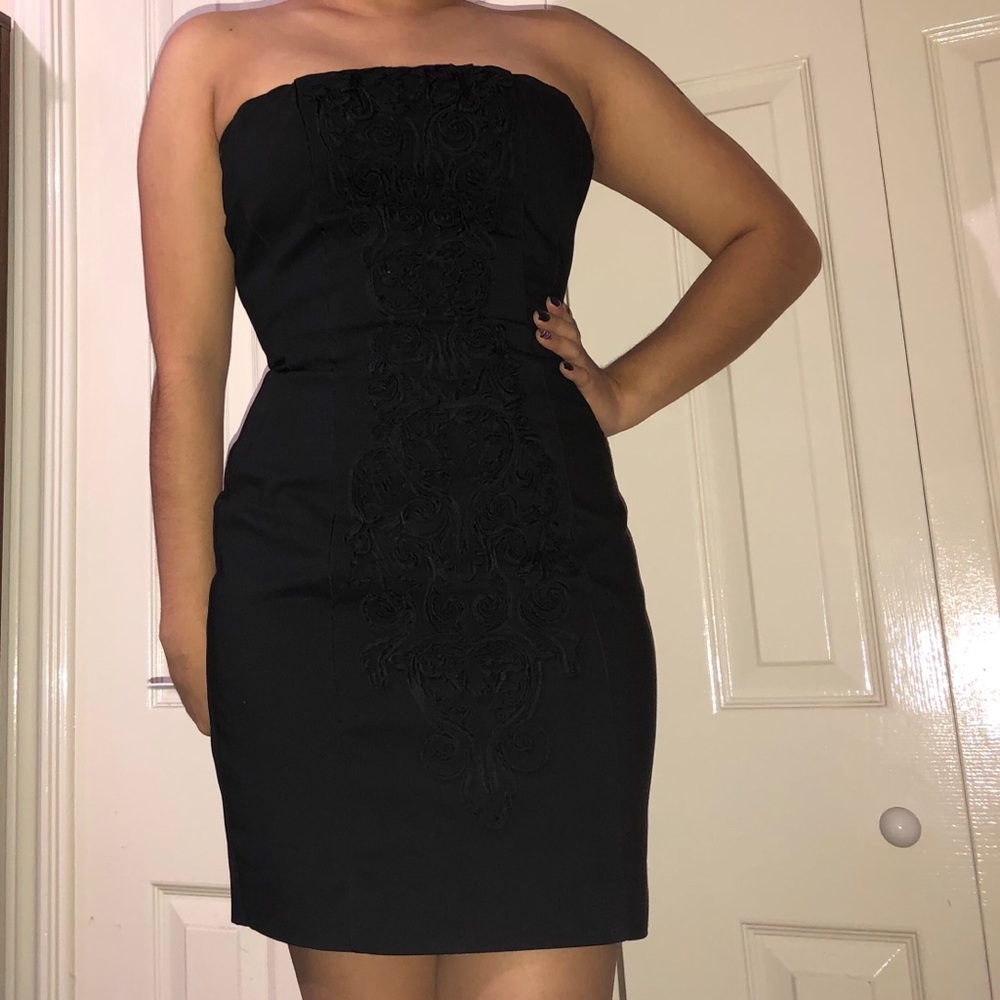 Black bodycon dress